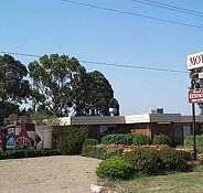 Coach Lamp Motel - Accommodation Nelson Bay