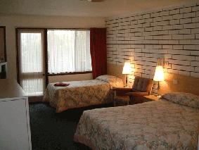 Edinburgh Motor Inn - Accommodation Nelson Bay 2