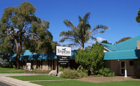 The Tropicana Motor Inn - Accommodation Nelson Bay