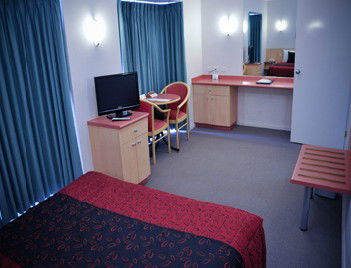 The Waverley International Hotel - Accommodation Nelson Bay 4