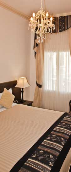 The Melbourne Hotel - Accommodation Nelson Bay 1