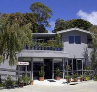 Comfort Inn Lorne Bay View - Accommodation Nelson Bay