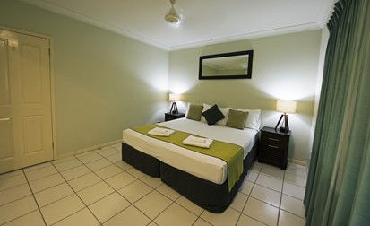 Costa Royale Beachfront Apartments - Accommodation Nelson Bay 2