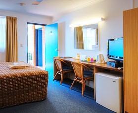 Blue Waters Motel - Accommodation Nelson Bay 3