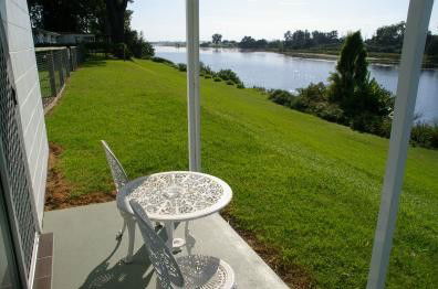Colonial Court Motor Inn - Accommodation Nelson Bay 1