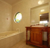 Country Gardens Motor Inn - Nelsons Bay Accommodation