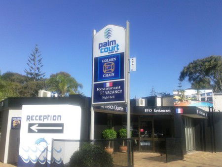 Palm Court Motor Inn - Accommodation Nelson Bay 0