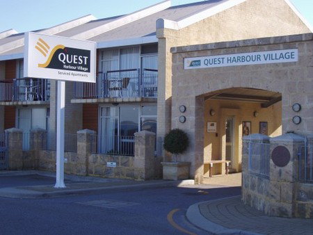 Quest Harbour Village - Accommodation Nelson Bay 3