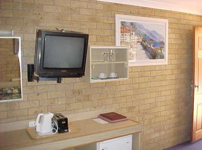 A Settlers Motor Inn - Accommodation Nelson Bay 2