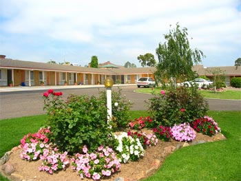 Bega Village Motor Inn - Accommodation Nelson Bay 0