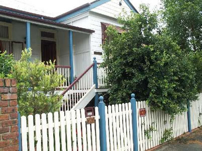 West End QLD Accommodation Nelson Bay