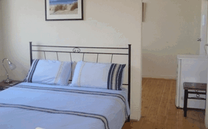 Pier Hotel - Nelson Bay Accommodation.com 1