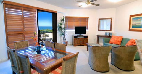 Raffles Mooloolaba - Accommodation Nelson Bay 2