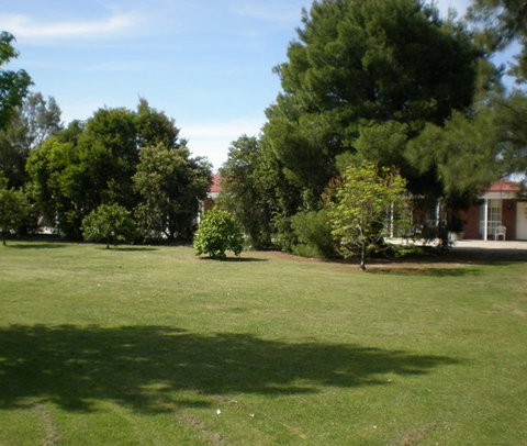 Golden Chain Border Gateway Motel - Accommodation Nelson Bay 4