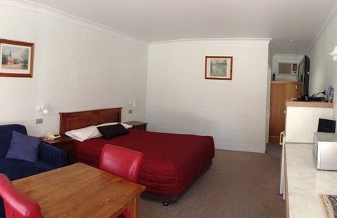 Golden Chain Border Gateway Motel - Accommodation Nelson Bay 5