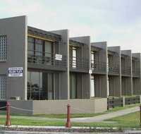 Centreport Units - Accommodation Nelson Bay