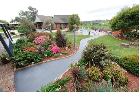 Greenvale Holiday Units - Accommodation Nelson Bay 1