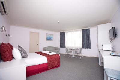 Hume Villa Motor Inn - Accommodation Nelson Bay 3