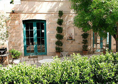 Mallyons Executive Villas - Accommodation Nelson Bay 4