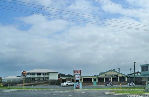Schomberg Inn Hotel Motel - Accommodation Nelson Bay 1