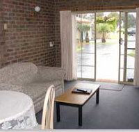 Southern Cross Holiday Apartments - Accommodation Nelson Bay