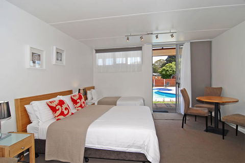 Ocean Grove Motor Inn - Accommodation Nelson Bay 3
