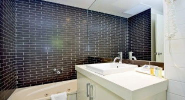 Comfort Inn Lorne Bay View - Accommodation Nelson Bay 2