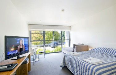 Comfort Inn Lorne Bay View - Accommodation Nelson Bay 3
