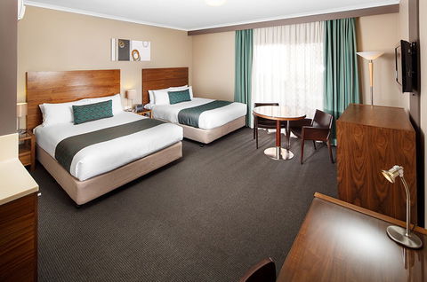 Quality Hotel Dickson - Accommodation Nelson Bay 0