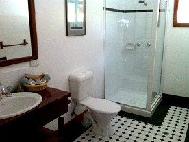 Daintree Manor - Accommodation Nelson Bay 2