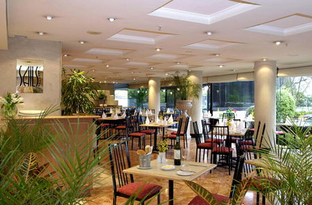 Bayview On The Park Hotel - Accommodation Nelson Bay 3