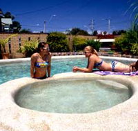 Mackay Motor Inn - Accommodation Nelson Bay