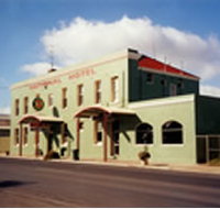 National Hotel - Accommodation Nelson Bay