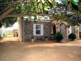 Waverley Estate - Accommodation Nelson Bay 0