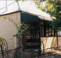 Wild Olive Cottage - Accommodation Nelson Bay