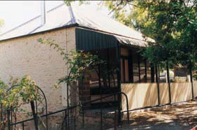 Wild Olive Cottage - Accommodation Nelson Bay 0
