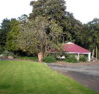 Brown's House - Accommodation Nelson Bay