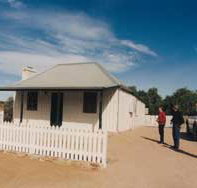 Rose Cottage - Accommodation Nelson Bay