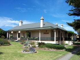 Seaview Lodge K.I. - Accommodation Nelson Bay 0