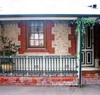 The Lion Cottage - Accommodation Nelson Bay