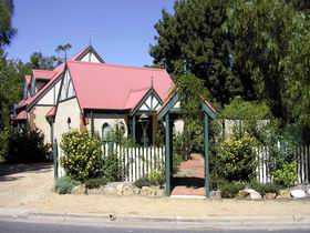 The Dove Cote - Accommodation Nelson Bay 0