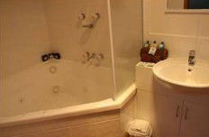 Waikerie Caravan Park - Accommodation Nelson Bay 3