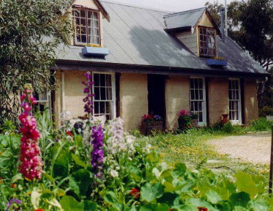 Wuthering Heights - Bronte Manor - Accommodation Nelson Bay 1