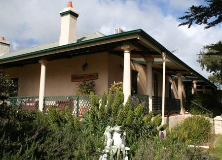 Seaview Lodge K.I. - Accommodation Nelson Bay 1