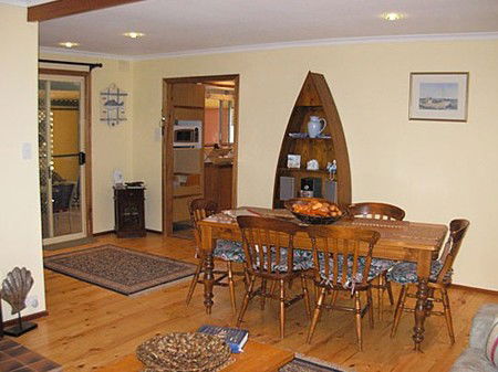 The Liteva Beach House - Accommodation Nelson Bay 3
