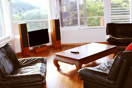 Rockinghorse Studios Resort - Accommodation Nelson Bay 0