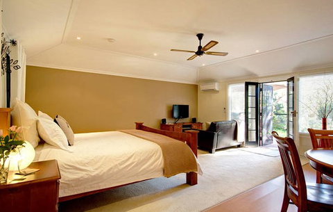 One Tree Bed And Breakfast - Accommodation Nelson Bay 8