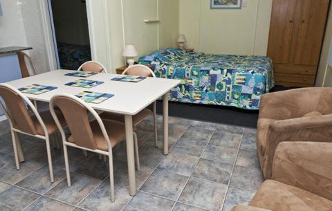 Modra's Apartments Tumby Bay - Accommodation Nelson Bay 3