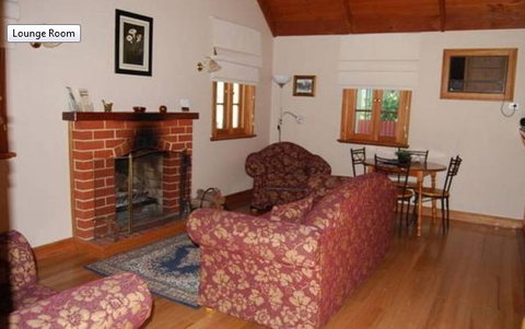 Tanunda Cottages - Accommodation Nelson Bay 3