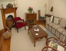 Miriams Cottage - Accommodation Nelson Bay 5